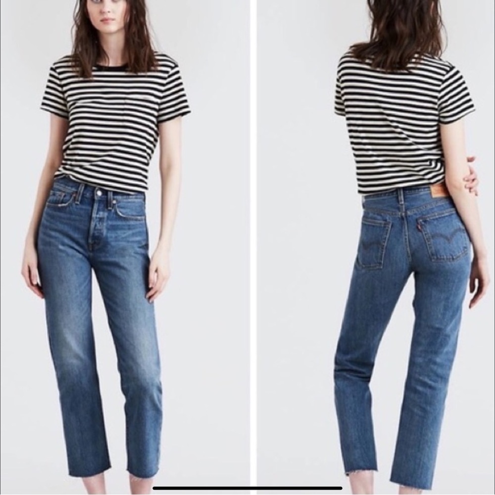 Levi’s Wedgie Straight Leg 24 Jeans High Rise Premium Stretch Denim Frayed Hem